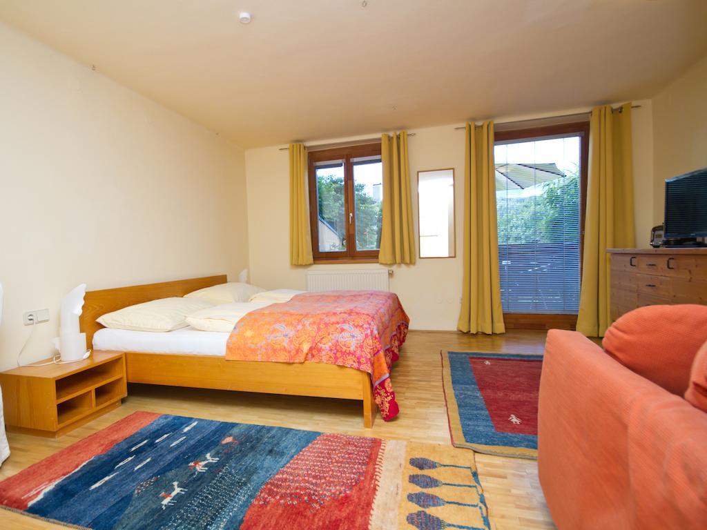 Pension Popotnik Villach Room photo
